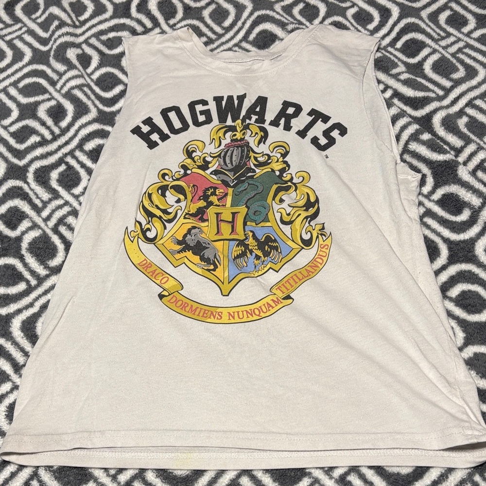 Hogwarts Muscle Tee